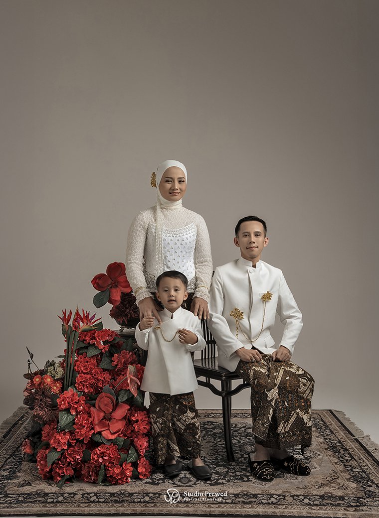 A Sacred Bond in Timeless Grace